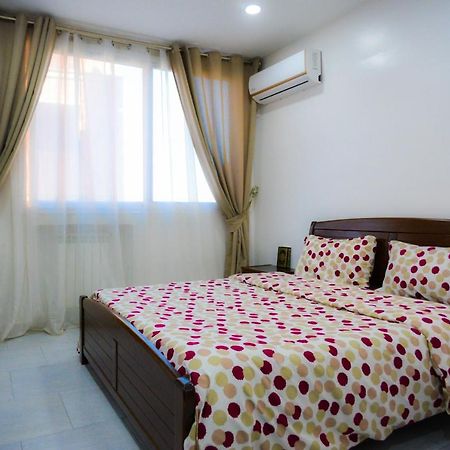 Hostel Les Pins Alger Bagian luar foto